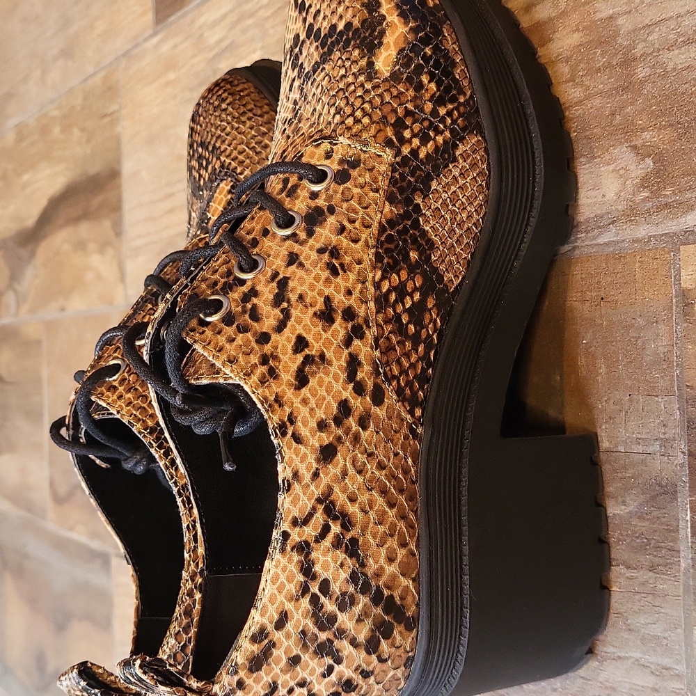 Topshop Snakeskin Print Lace-up Chunky Heel Brogue Shoes, Size 8 - Picture 11 of 16